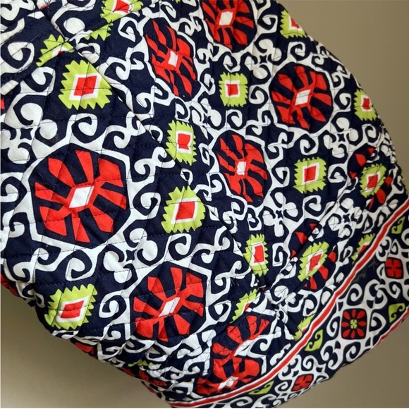 Large Vera Bradley duffel bag - Picture 4 of 8